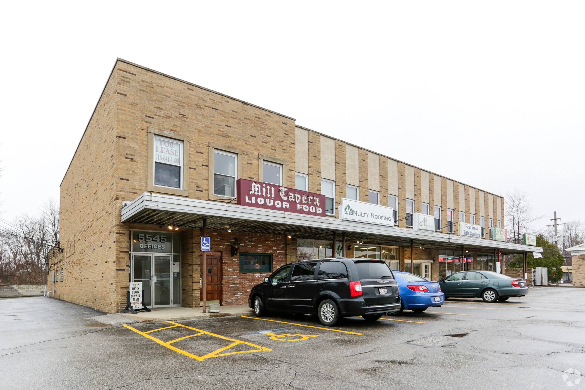 5545-5565 Wilson Mills Rd, Cleveland, OH for Rent