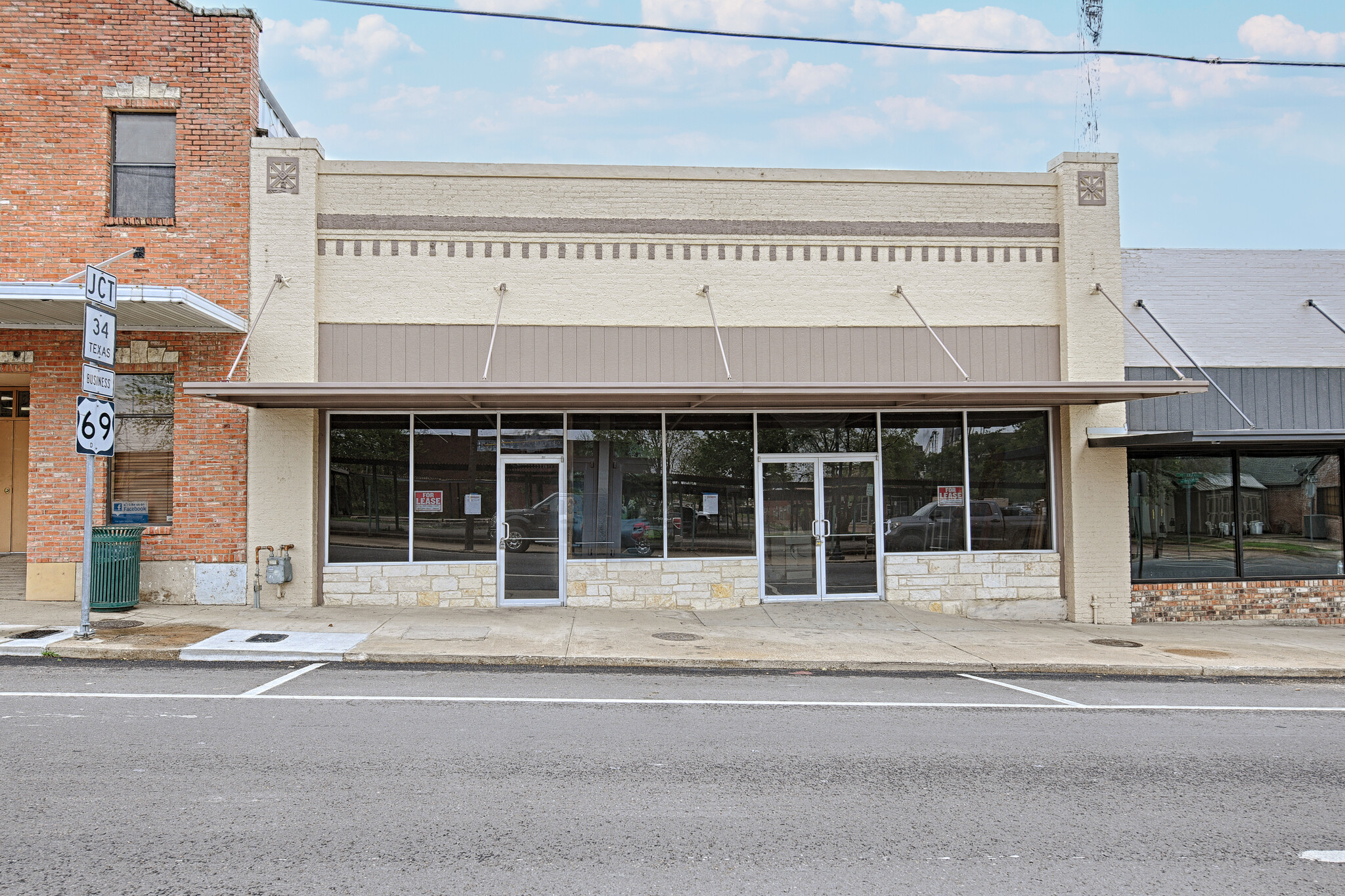 2306-2308 Lee St, Greenville, TX for Rent