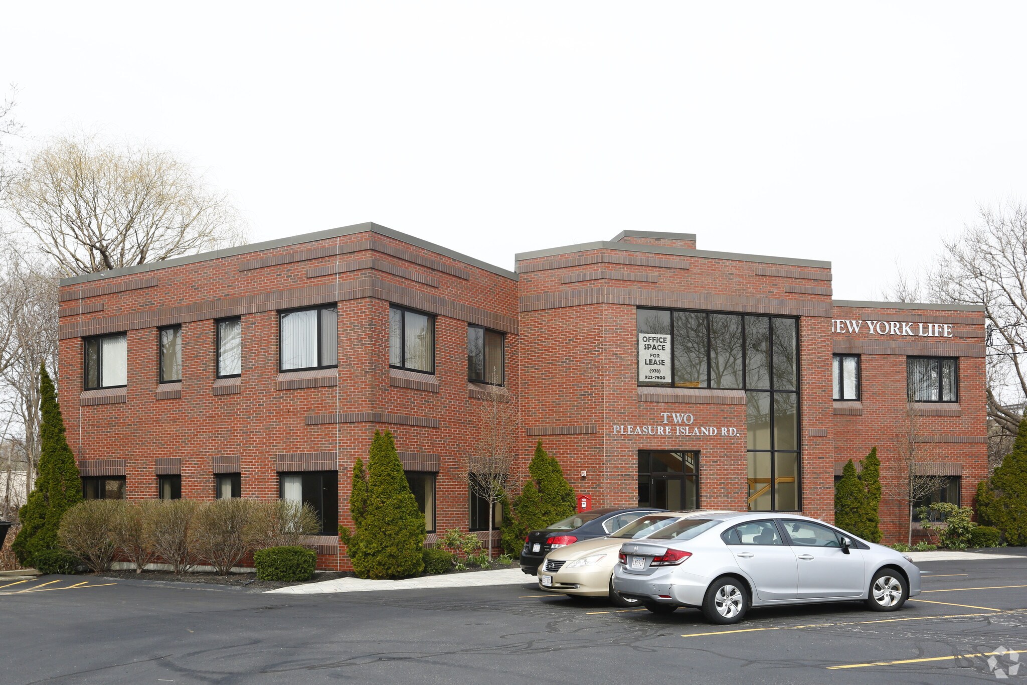 2 Pleasure Island Rd, Wakefield, MA for Rent