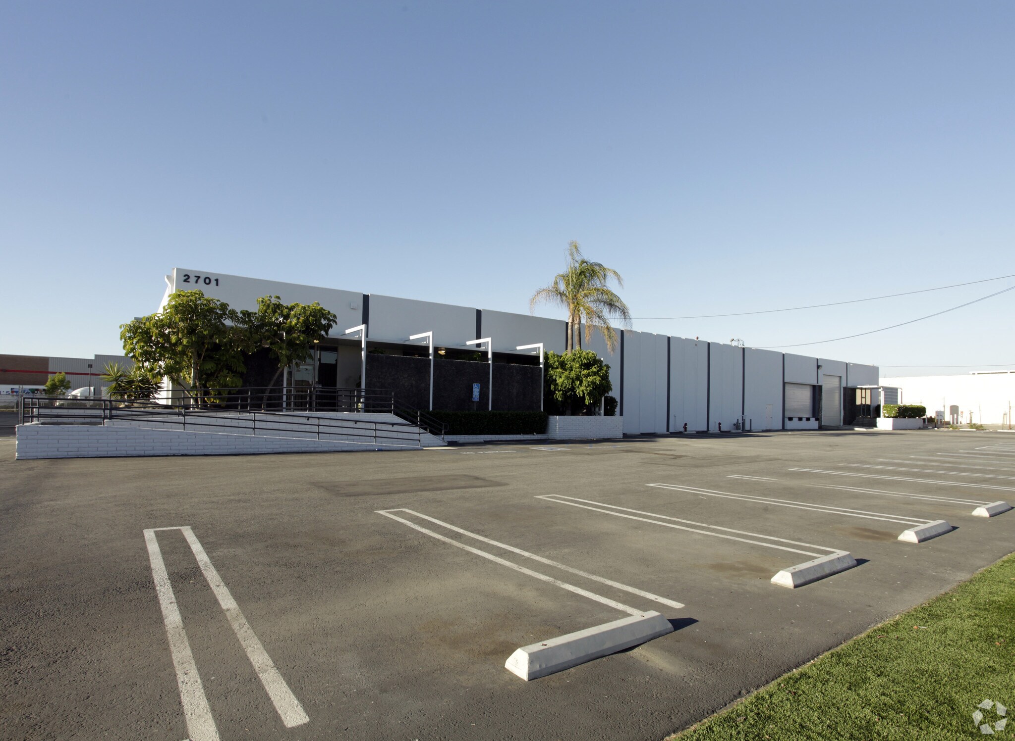 2701 Carrier Ave, Commerce, CA for Rent