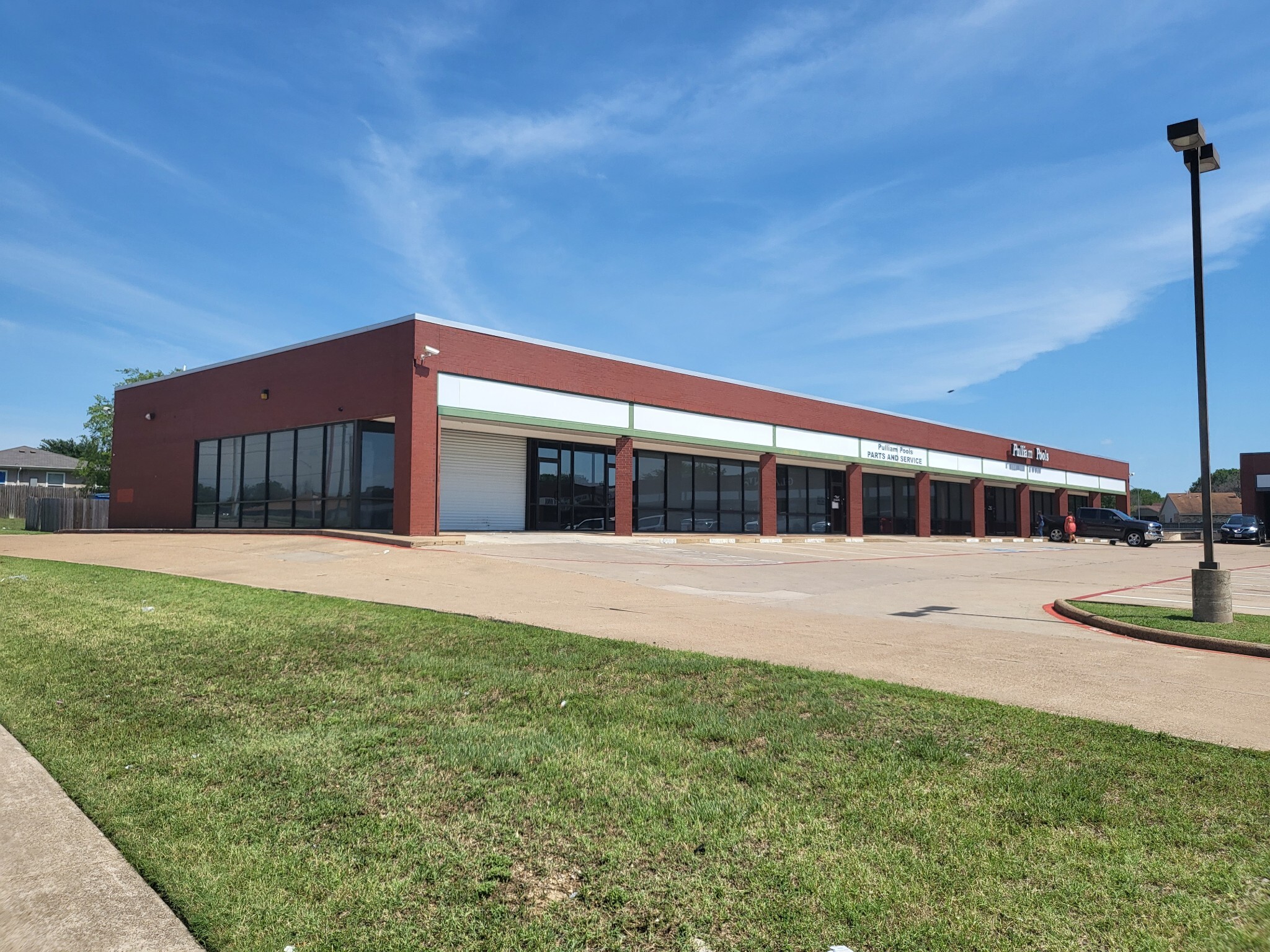 2725 Altamesa Blvd, Fort Worth, TX for Sale