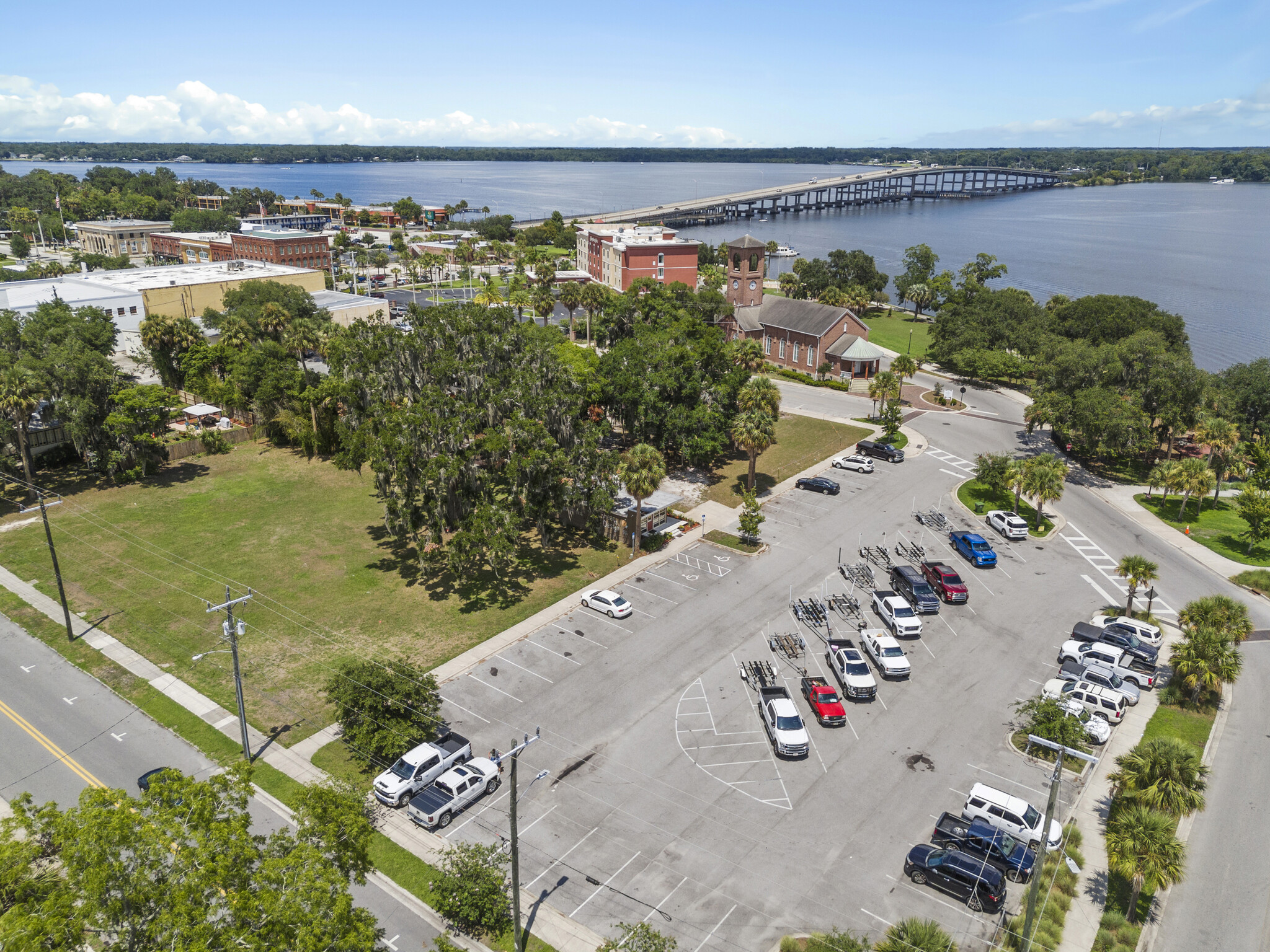 203 Laurel St, Palatka, FL for Sale