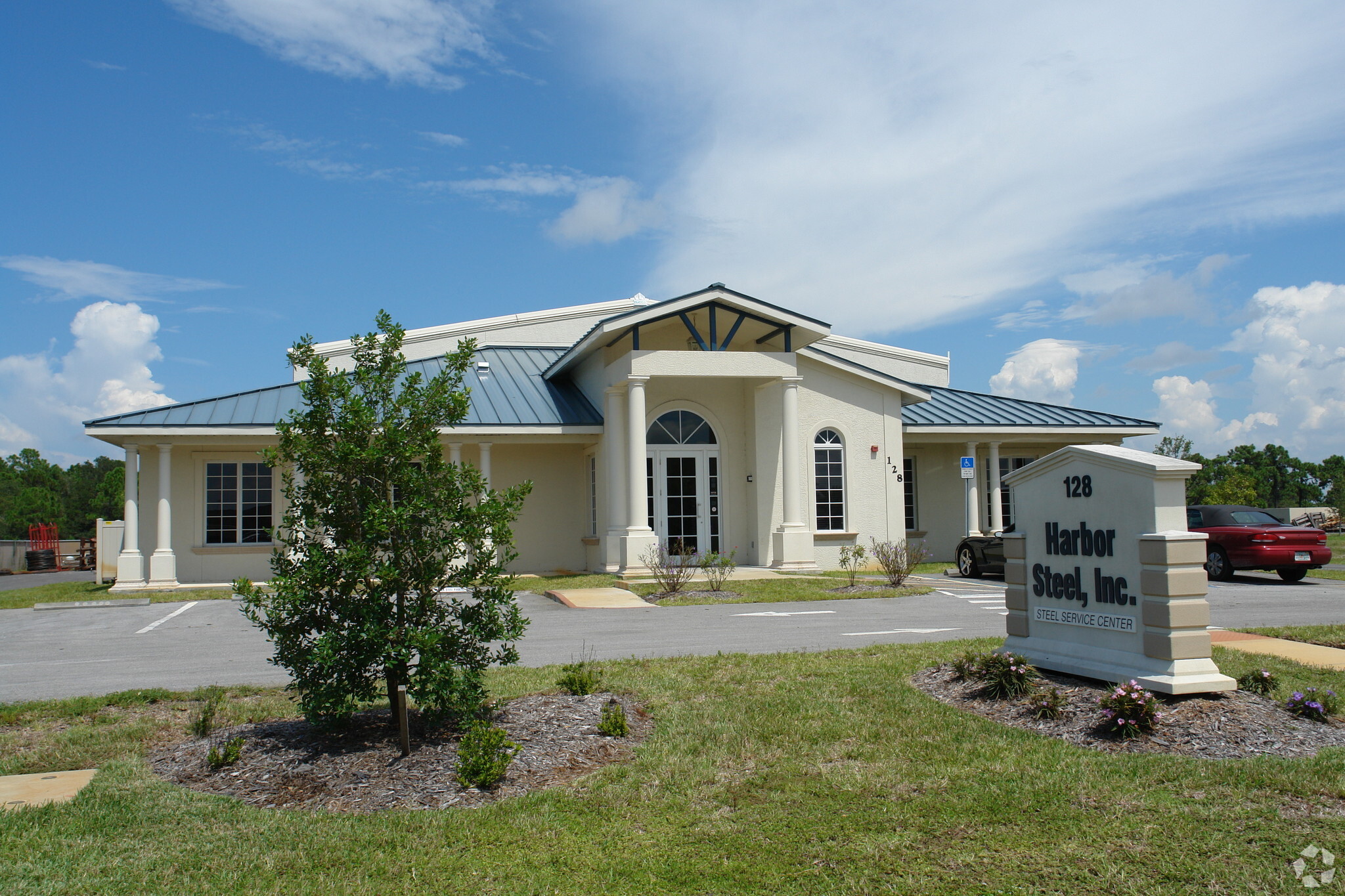128 Triple Diamond Blvd, North Venice, FL for Sale
