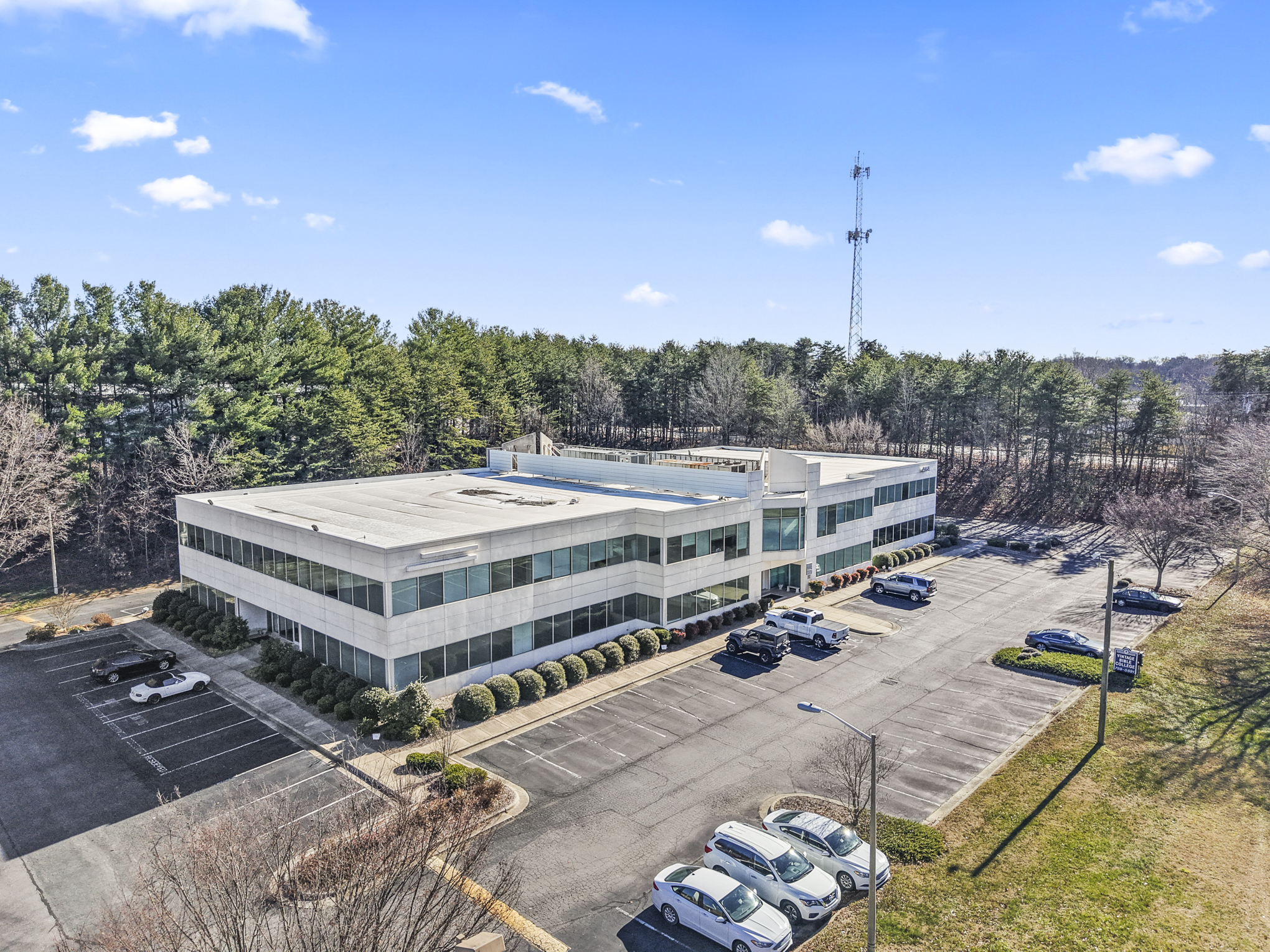 4964 University Pky, Winston-Salem, NC for Rent