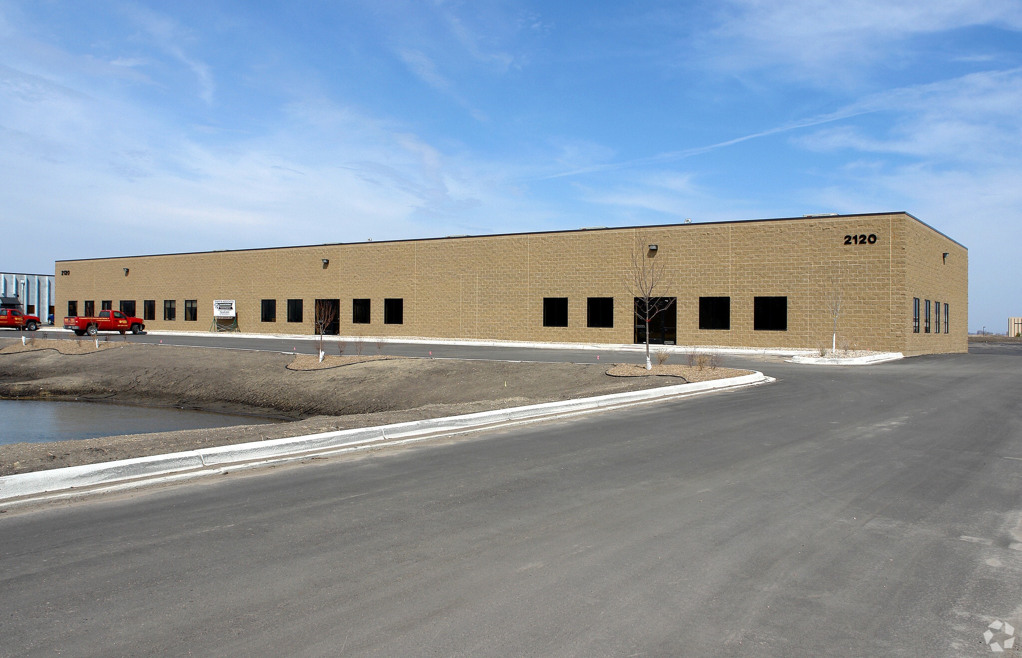 2120 Howard Dr W, North Mankato, MN for Rent