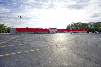 Neenah, WI Retail - 999 W Winneconne Ave