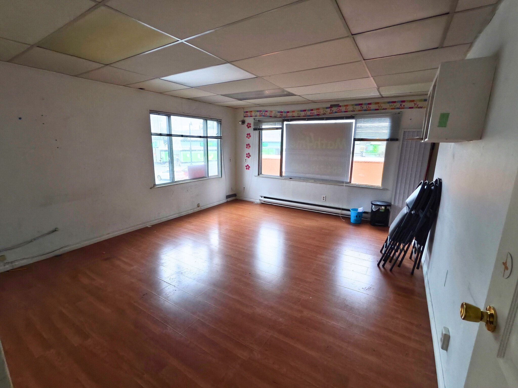 3903 Knight St, Vancouver, BC for Rent