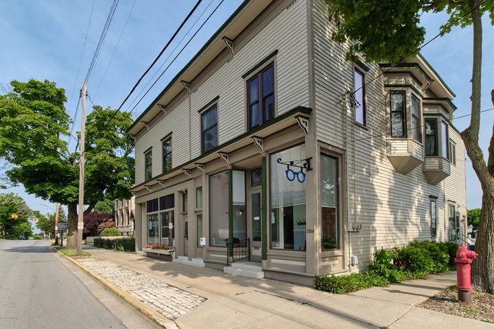 384 1st St, Manistee, MI for Rent