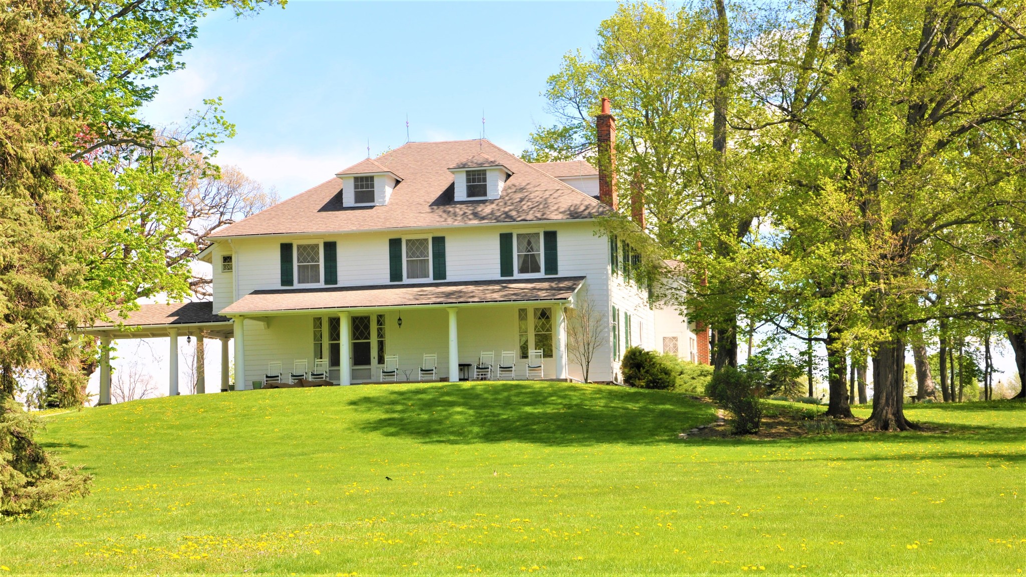 310 E Main St, Avon, NY for Sale