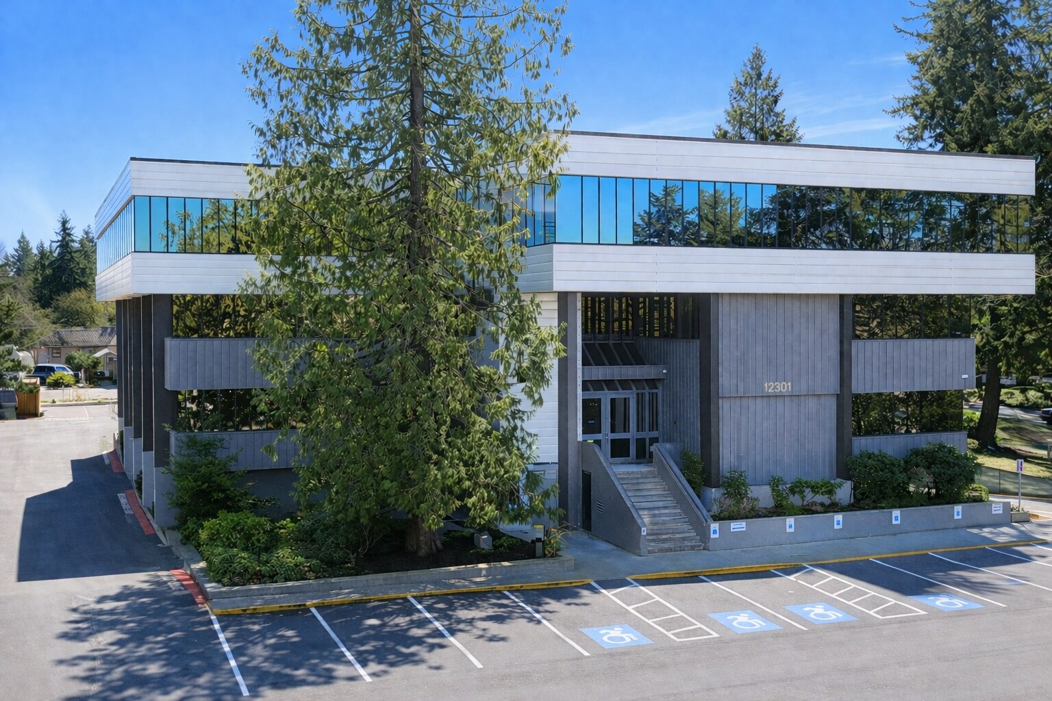 12301 NE 10th Pl, Bellevue, WA for Sale