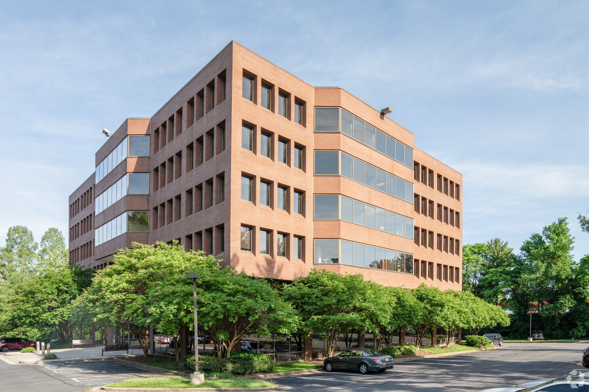 1749 Old Meadow Rd, McLean, VA for Rent