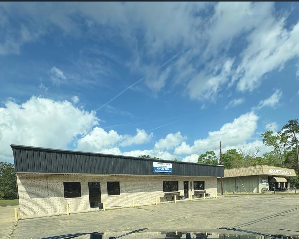 1031 N Main St, Lumberton, TX for Rent