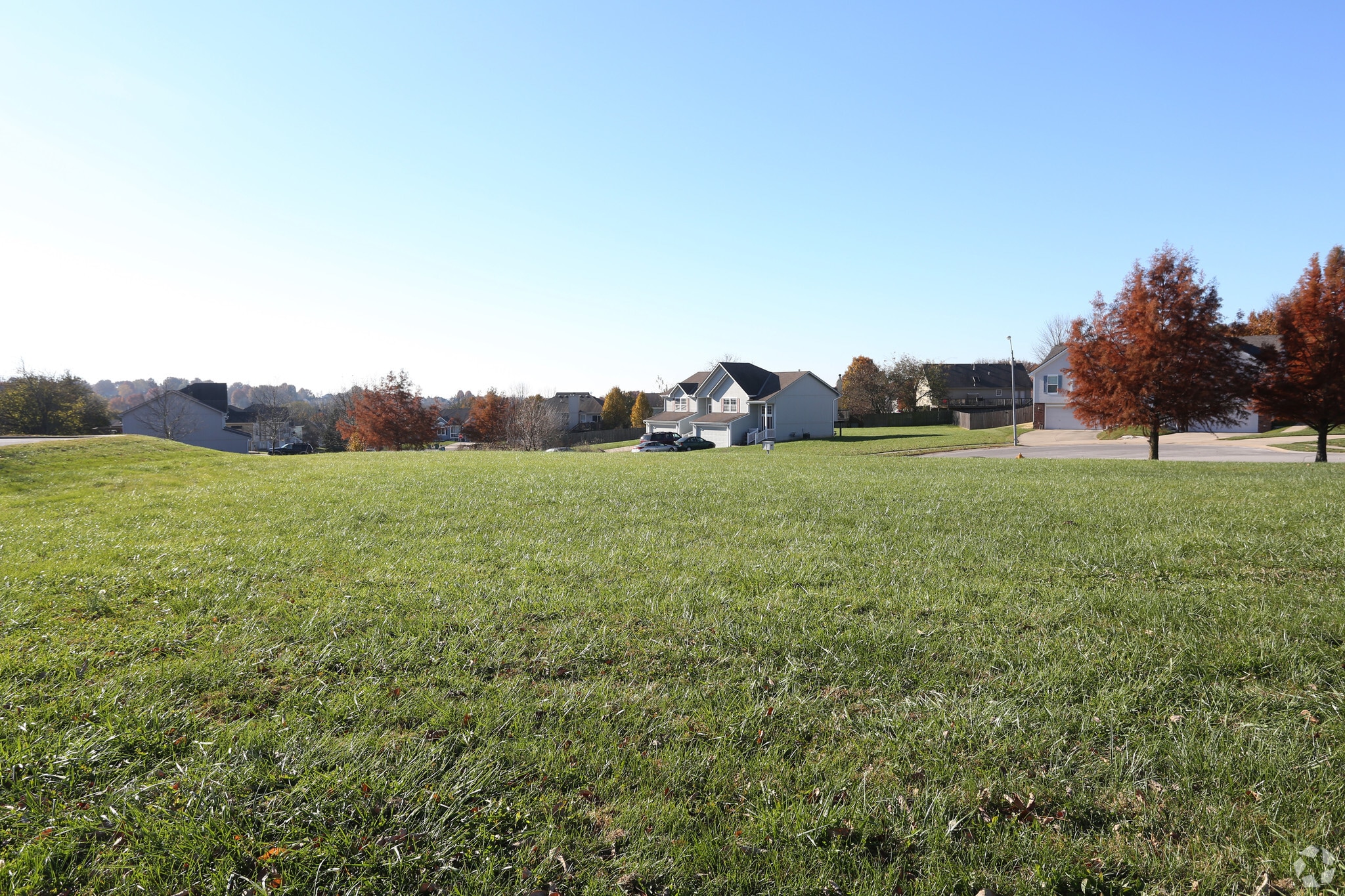 219 Municipal Cir, Raymore, MO for Sale