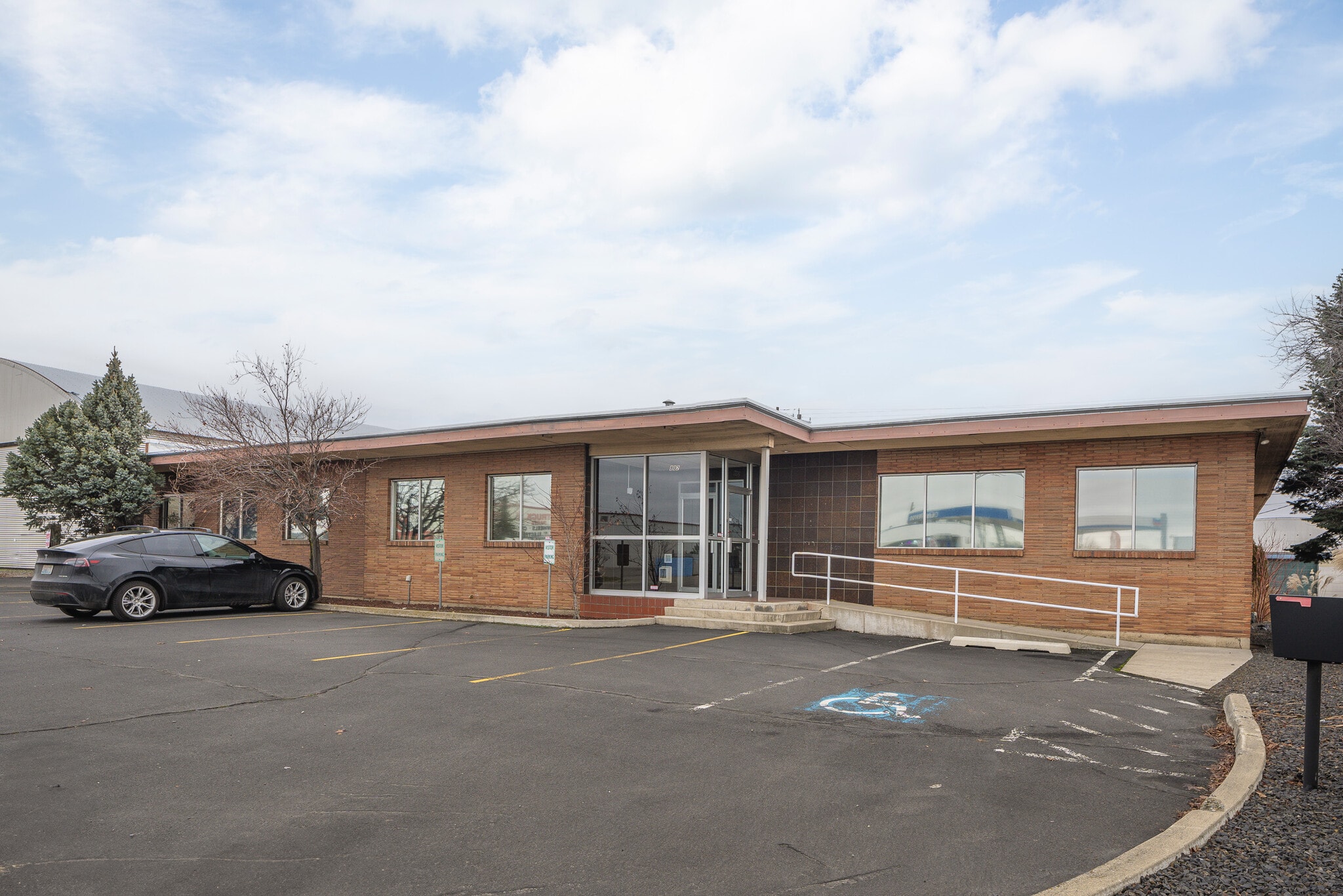 802 N Fancher Rd, Spokane Valley, WA for Sale