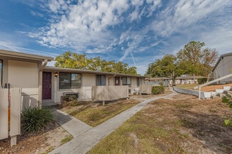 Leesburg, FL Apartments - 33305 Ryan Dr