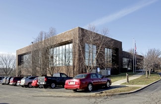 Saint Louis, MO Coworking Space - 5000 Cedar Plaza Pky