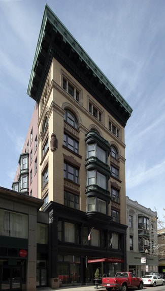 Providence, RI Hospitality - 139 Mathewson St