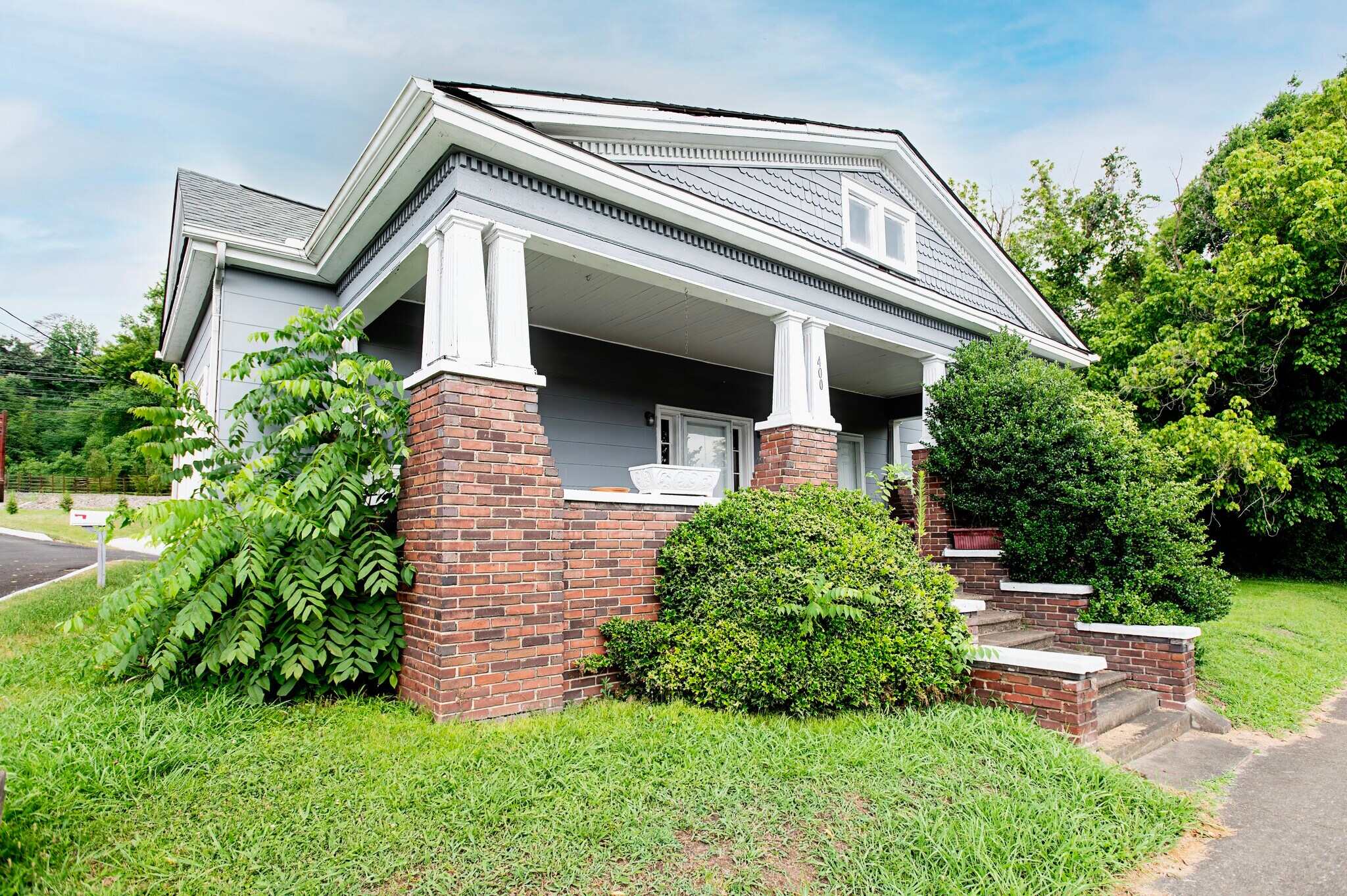 400 Main St, Clinton, TN for Sale