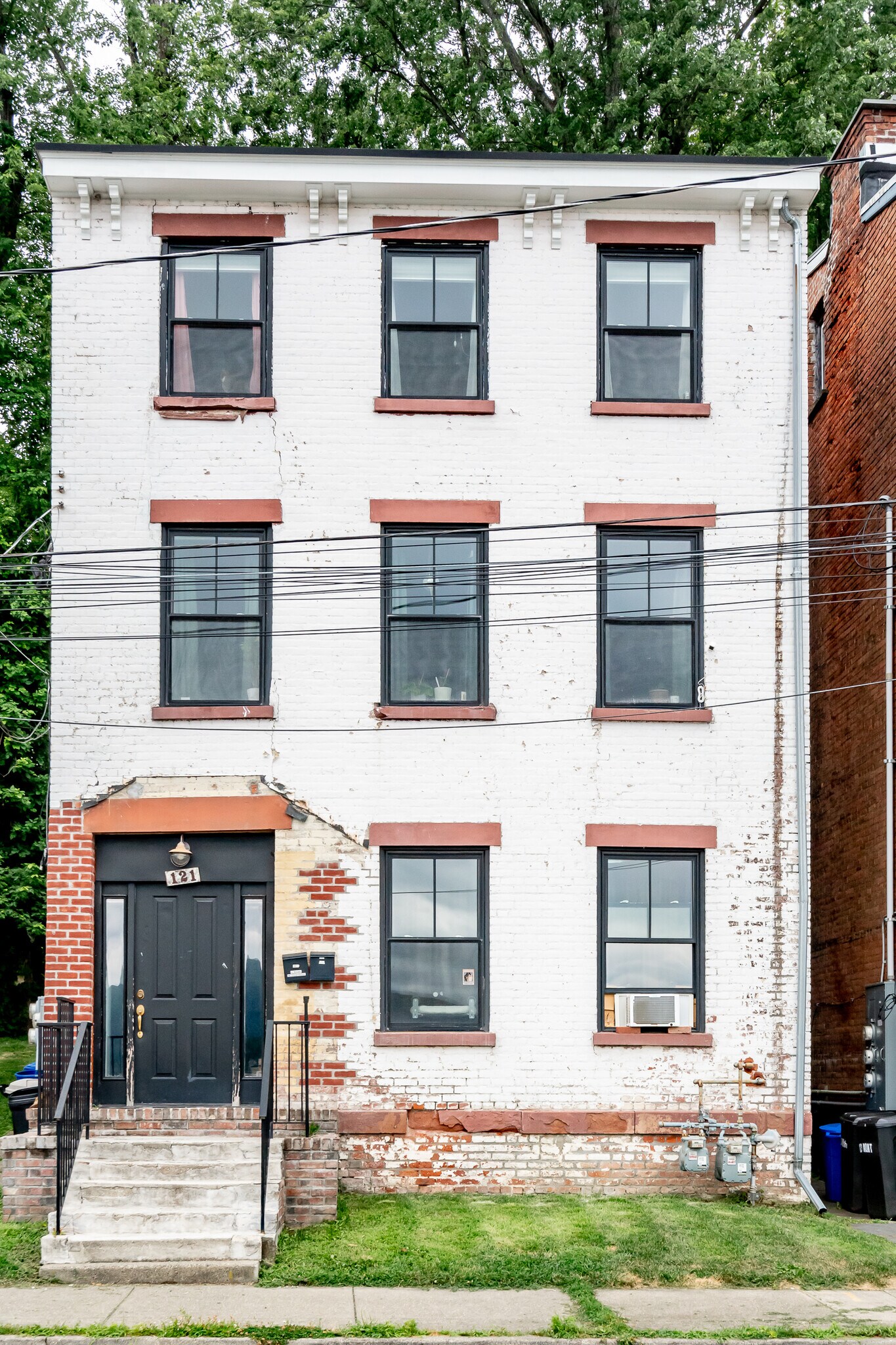 121 Montgomery St, Newburgh, NY for Sale