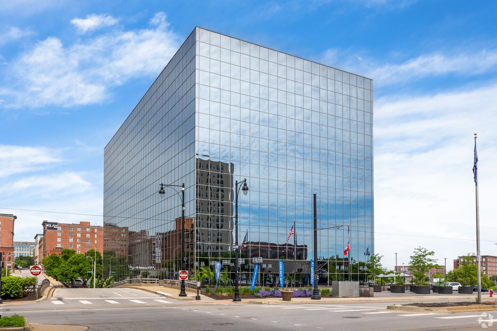 720 Main St, Kansas City, MO for Rent