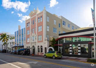 727 Collins Ave