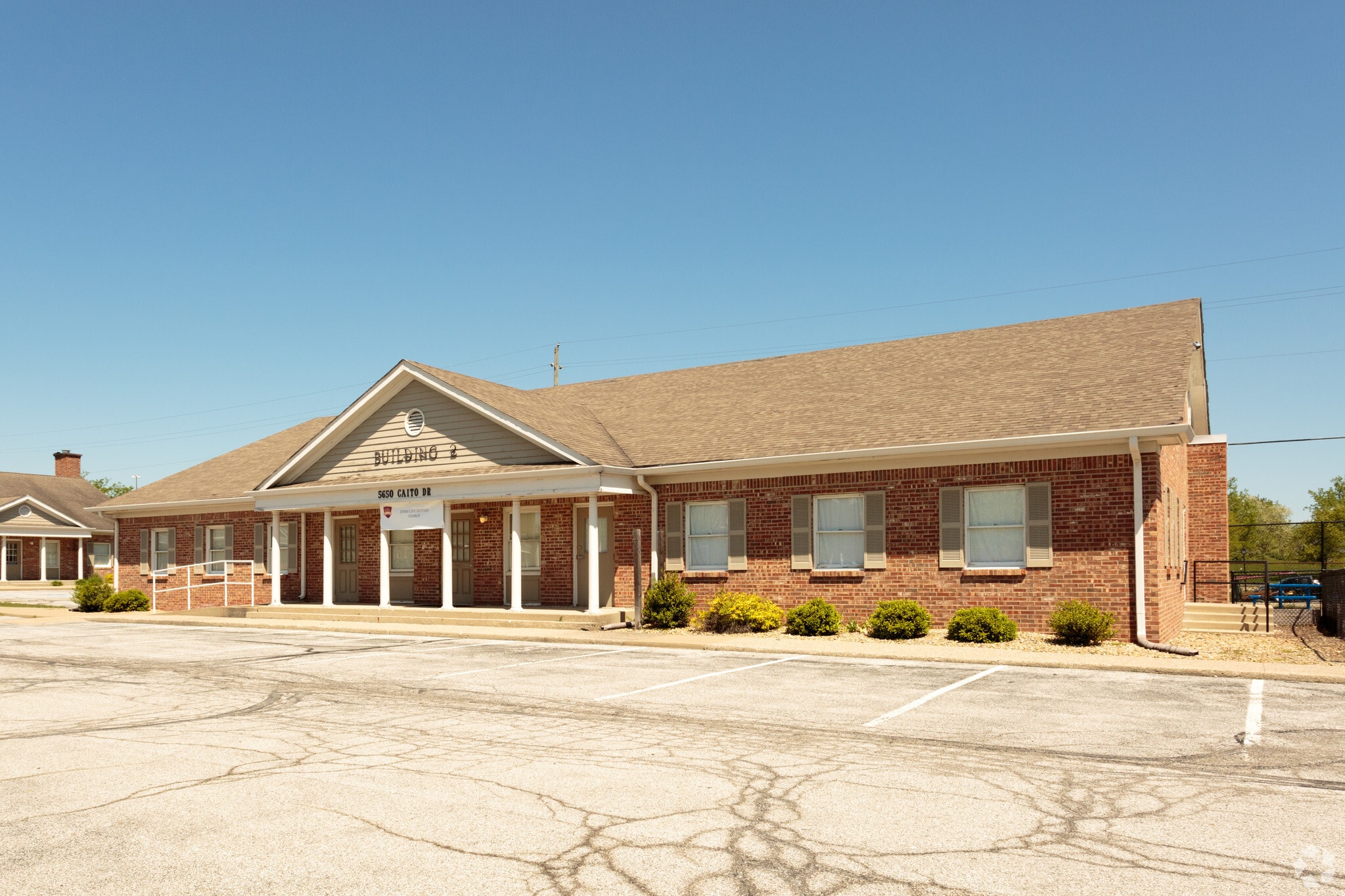 5640 Caito Dr, Indianapolis, IN for Rent