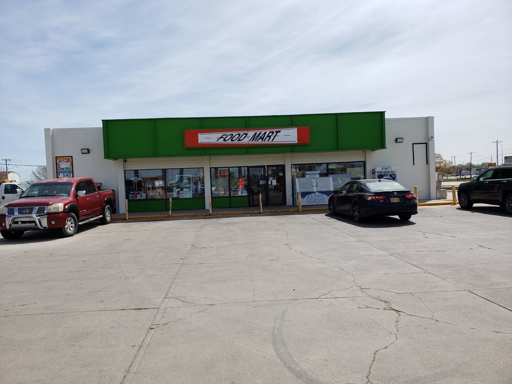1505 Buffalo Jones Ave, Garden City, KS for Sale