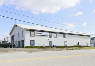 Crossfield, AB Warehouse - 805 Laut Ave