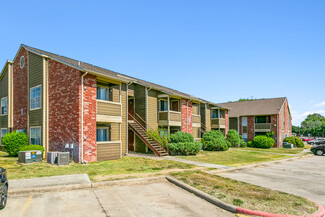 San Marcos, TX Apartments - 1805 Aquarena Springs Dr