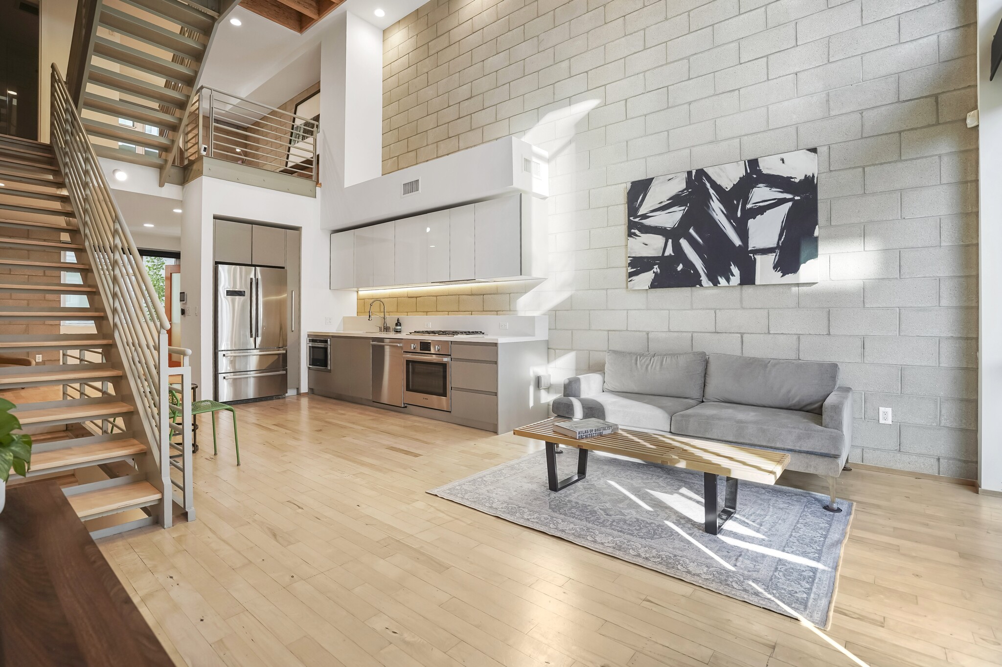 3450 Cahuenga Blvd W, Los Angeles, CA for Sale