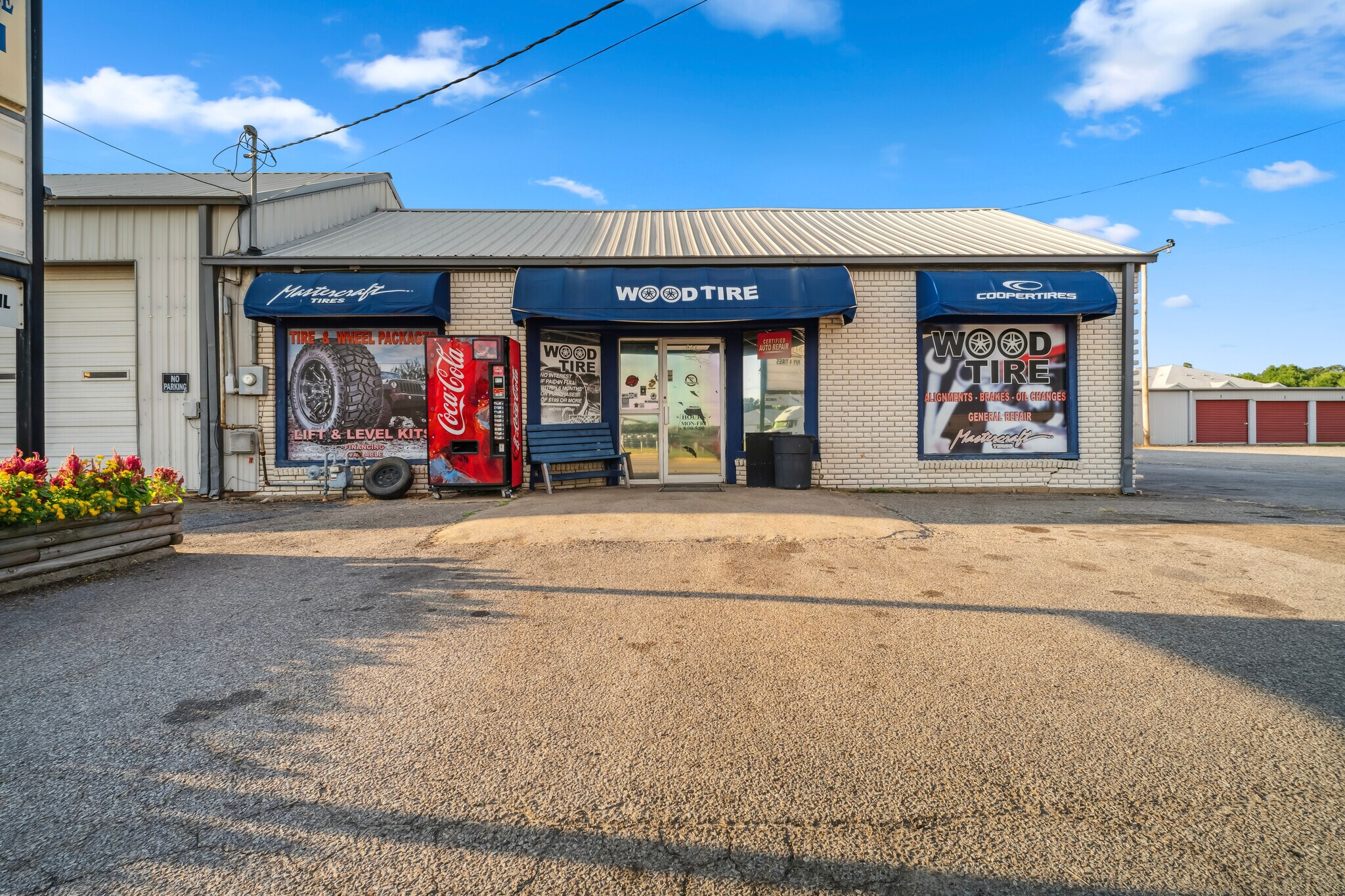 821 E Main St, Clarksville, AR for Sale