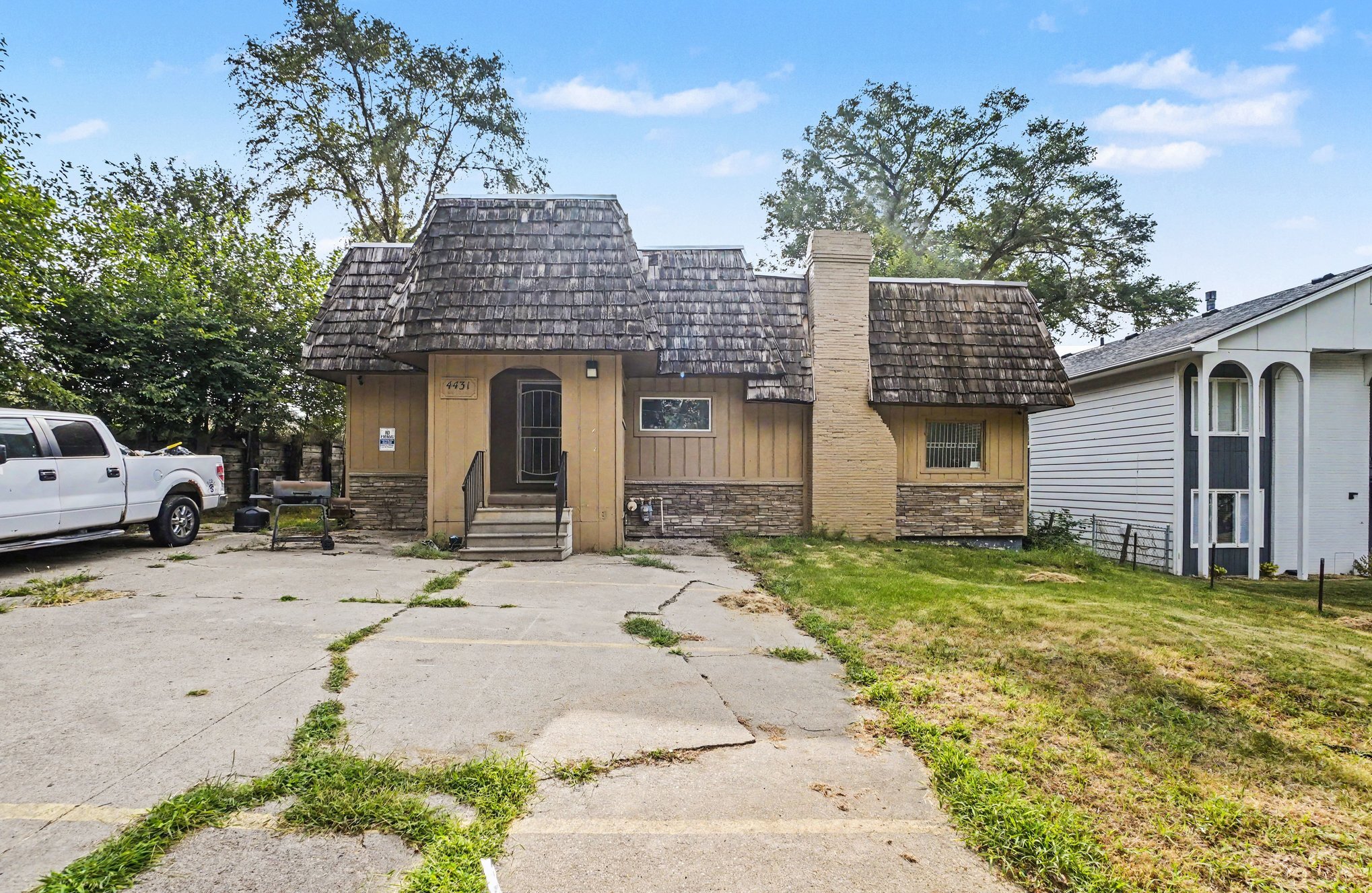 4431 N 60th Ave, Omaha, NE for Sale