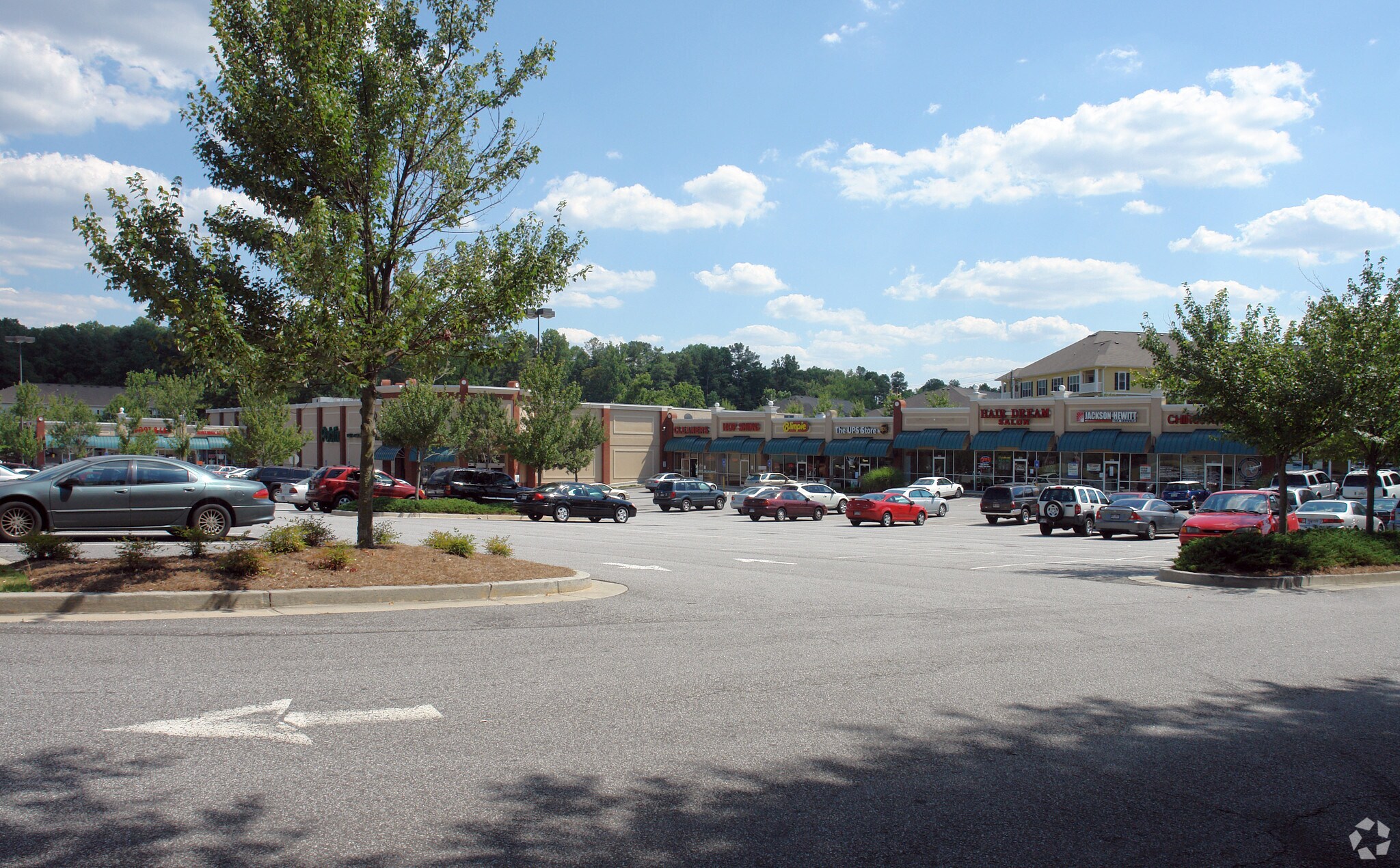 25582566 Shallowford Rd NE Atlanta, GA 30345 Shopping Center