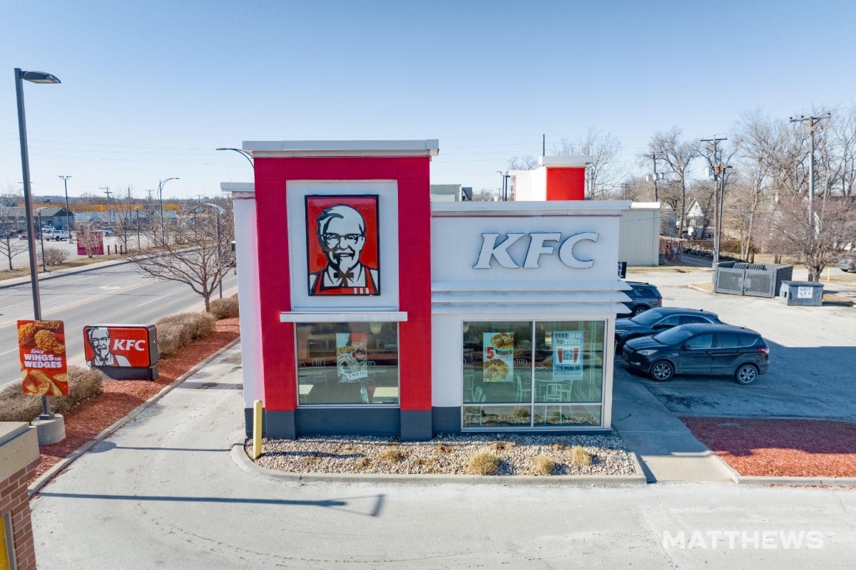2810 W Broadway, Council Bluffs, IA for Sale