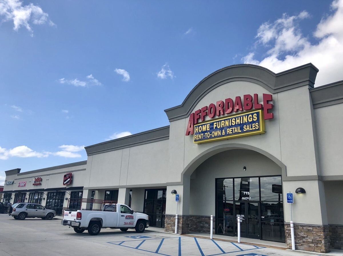 684-762 E Admiral Doyle Dr, New Iberia, LA for Rent