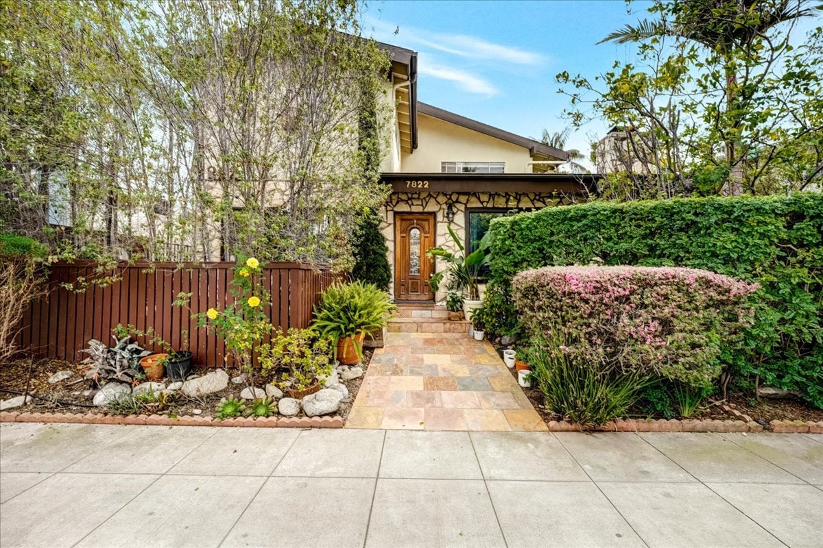 7822 W Manchester Ave, Playa Del Rey, CA for Sale