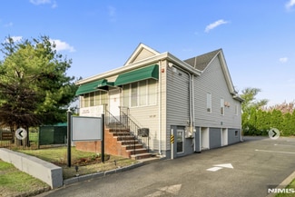 Fair Lawn, NJ Office/Residential - 22-05 Maple Ave