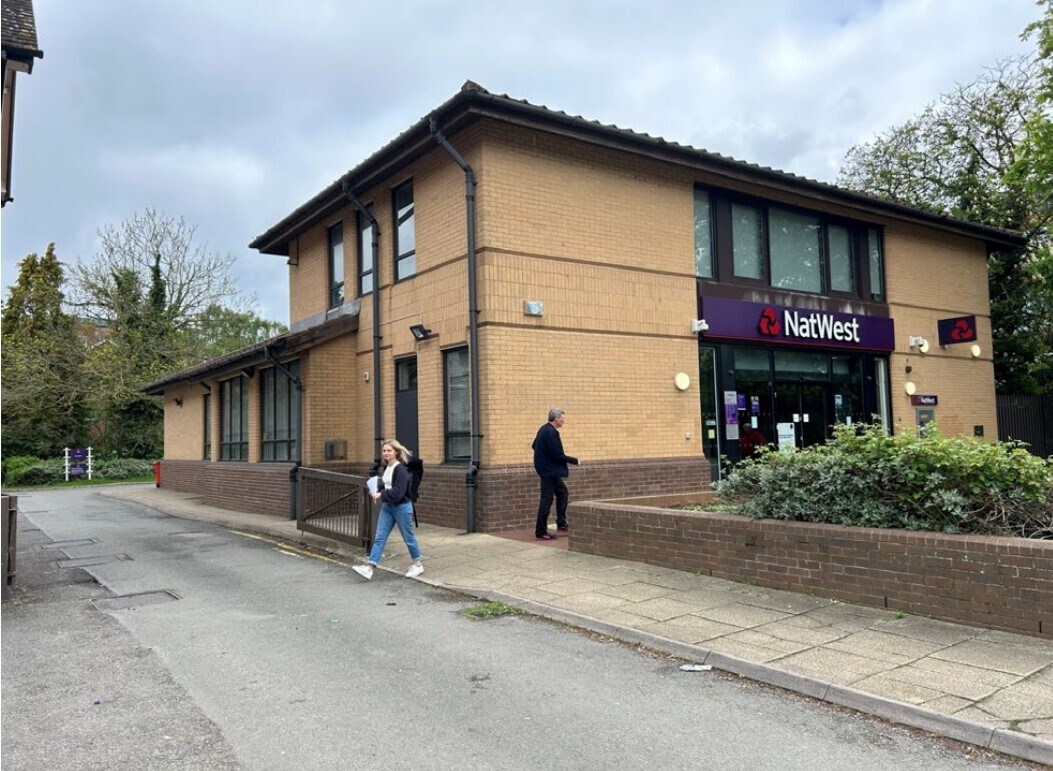 215 Queensway, Milton Keynes, BKM for Rent