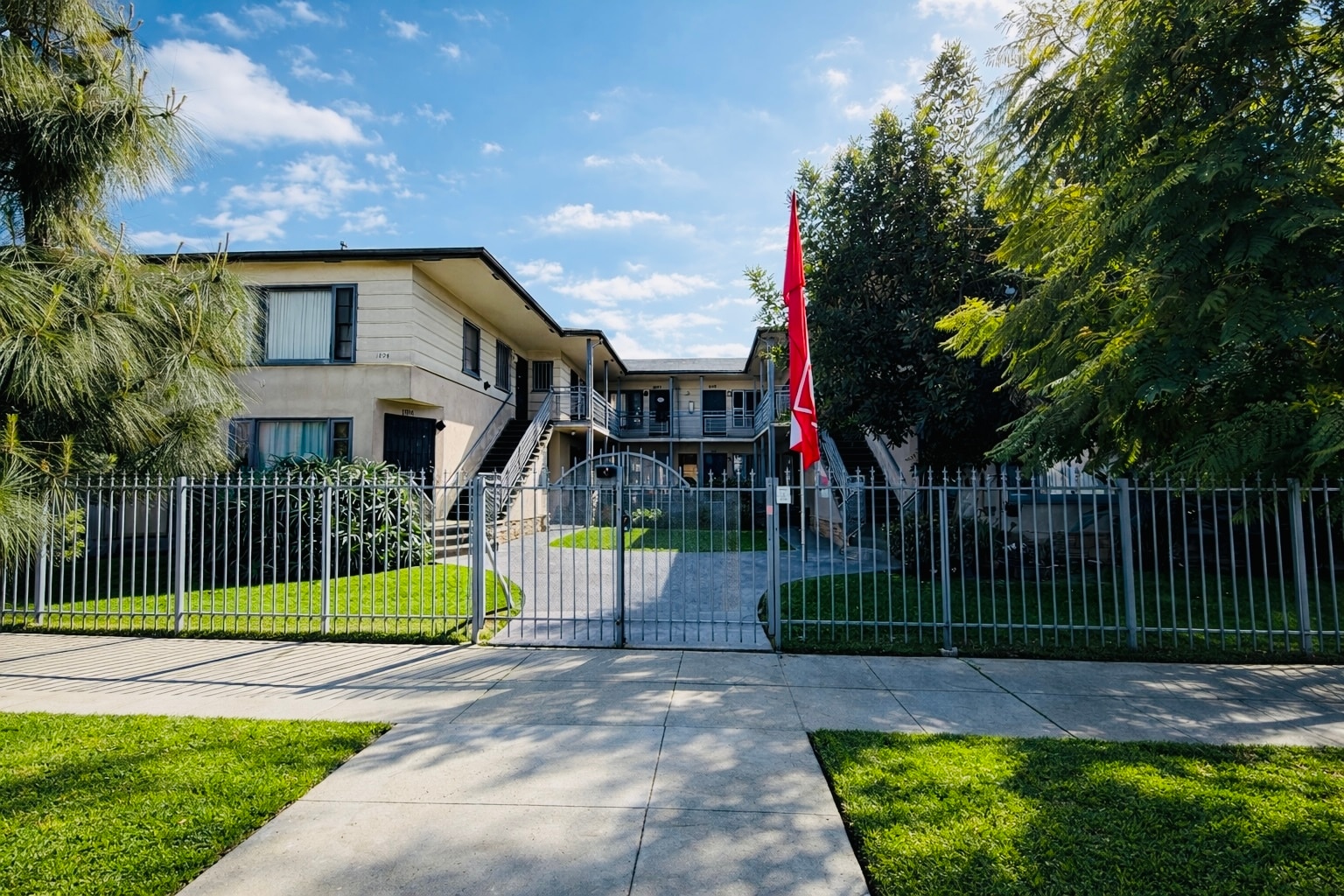 1026-1036 W 57th St, Los Angeles, CA for Sale