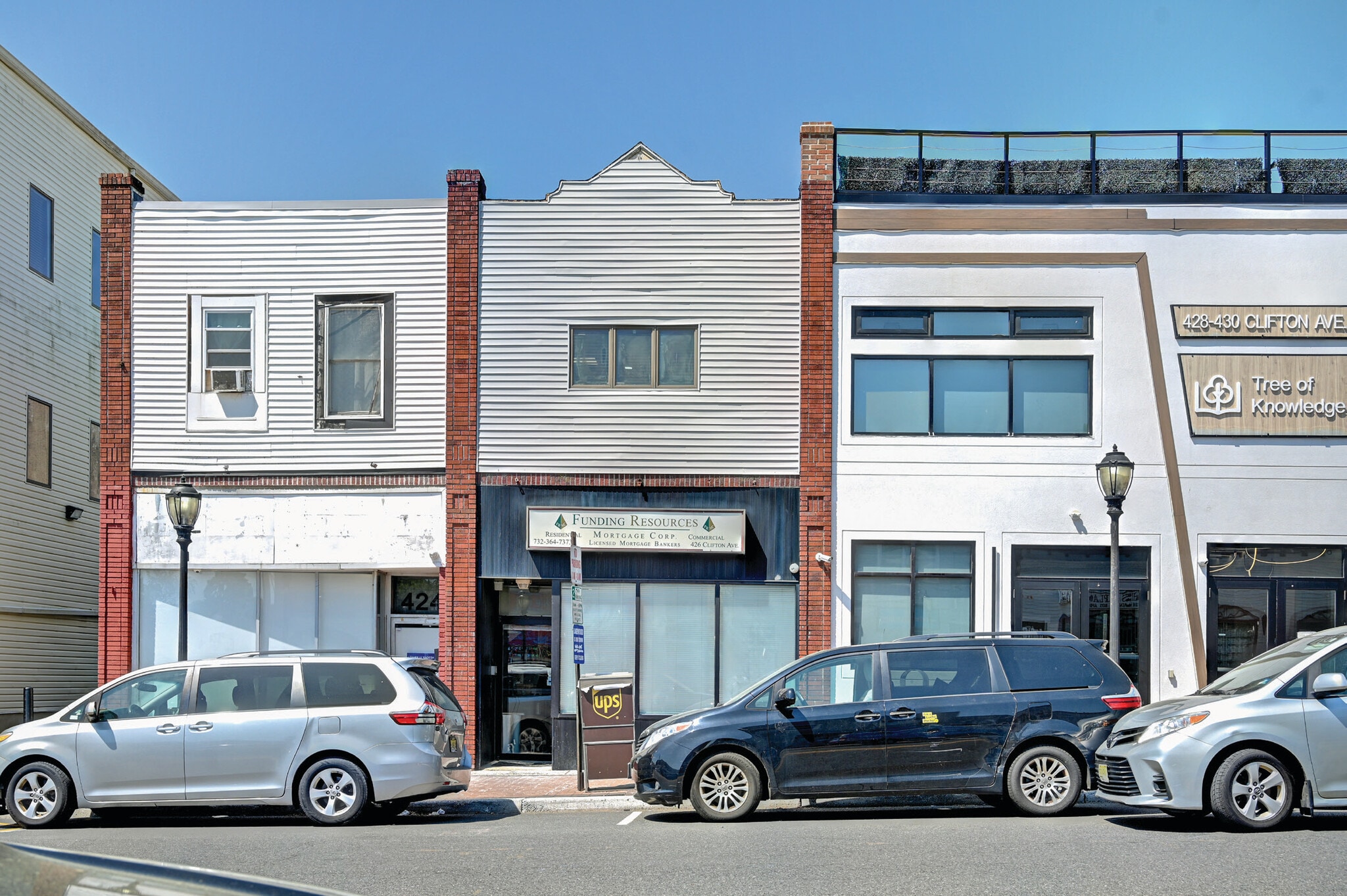 426 Clifton Ave, Lakewood, NJ for Sale