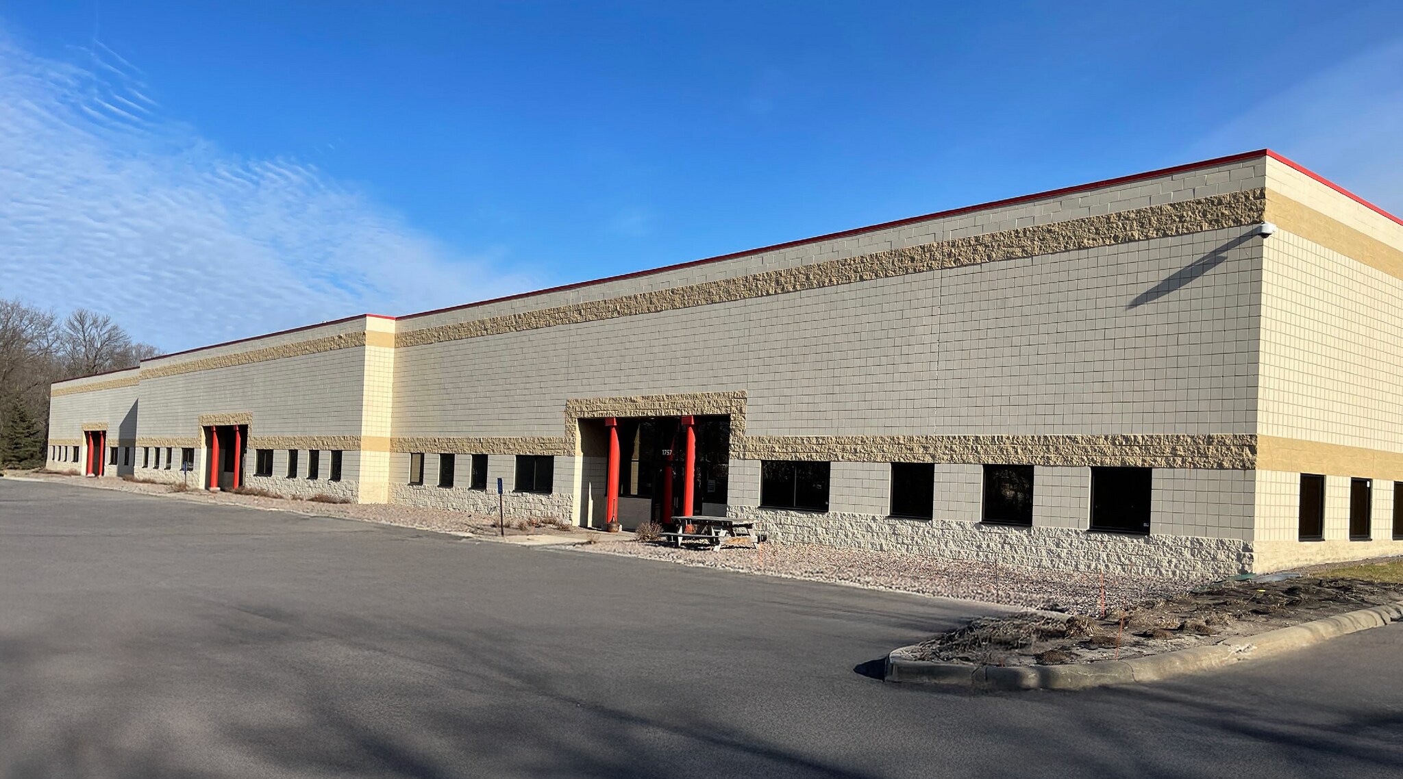 1755 Halgren Rd, Maple Plain, MN for Sale