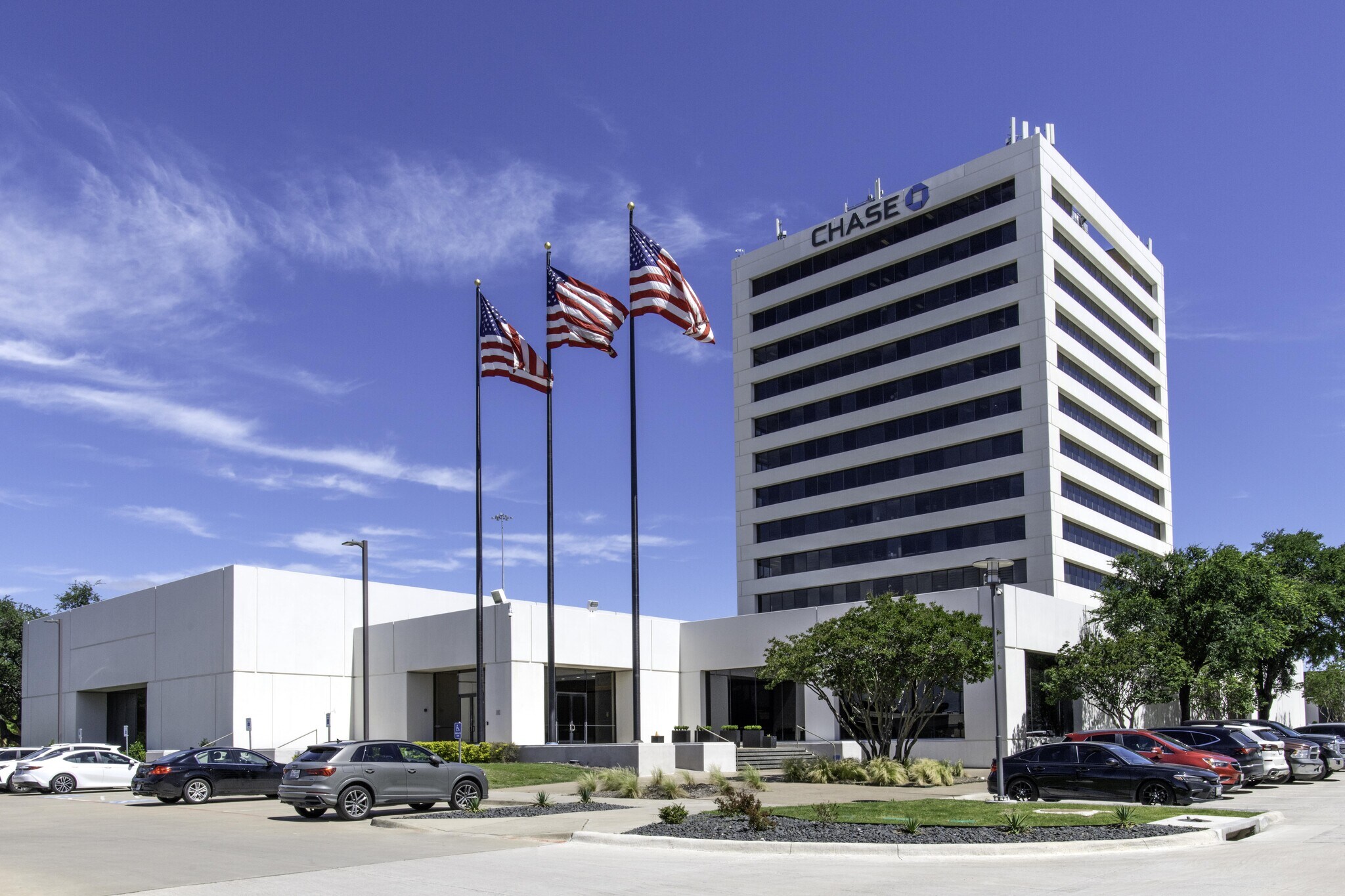 100 N Central Expy, Richardson, TX for Rent