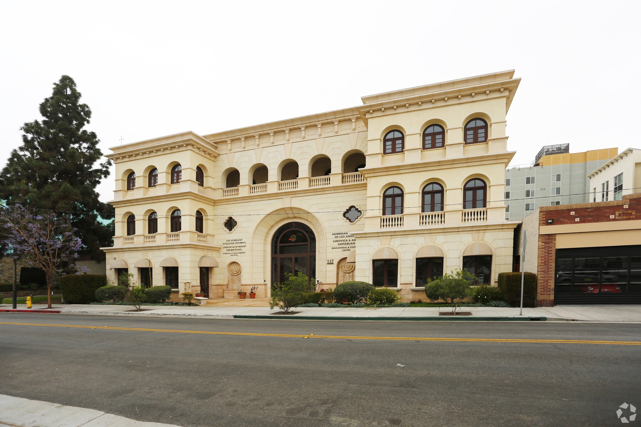 117 S Louise St, Glendale, CA for Rent