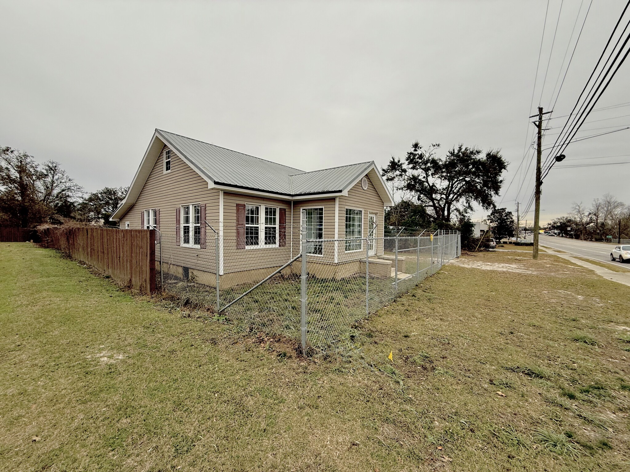 66 W Coffee St, Hazlehurst, GA for Sale