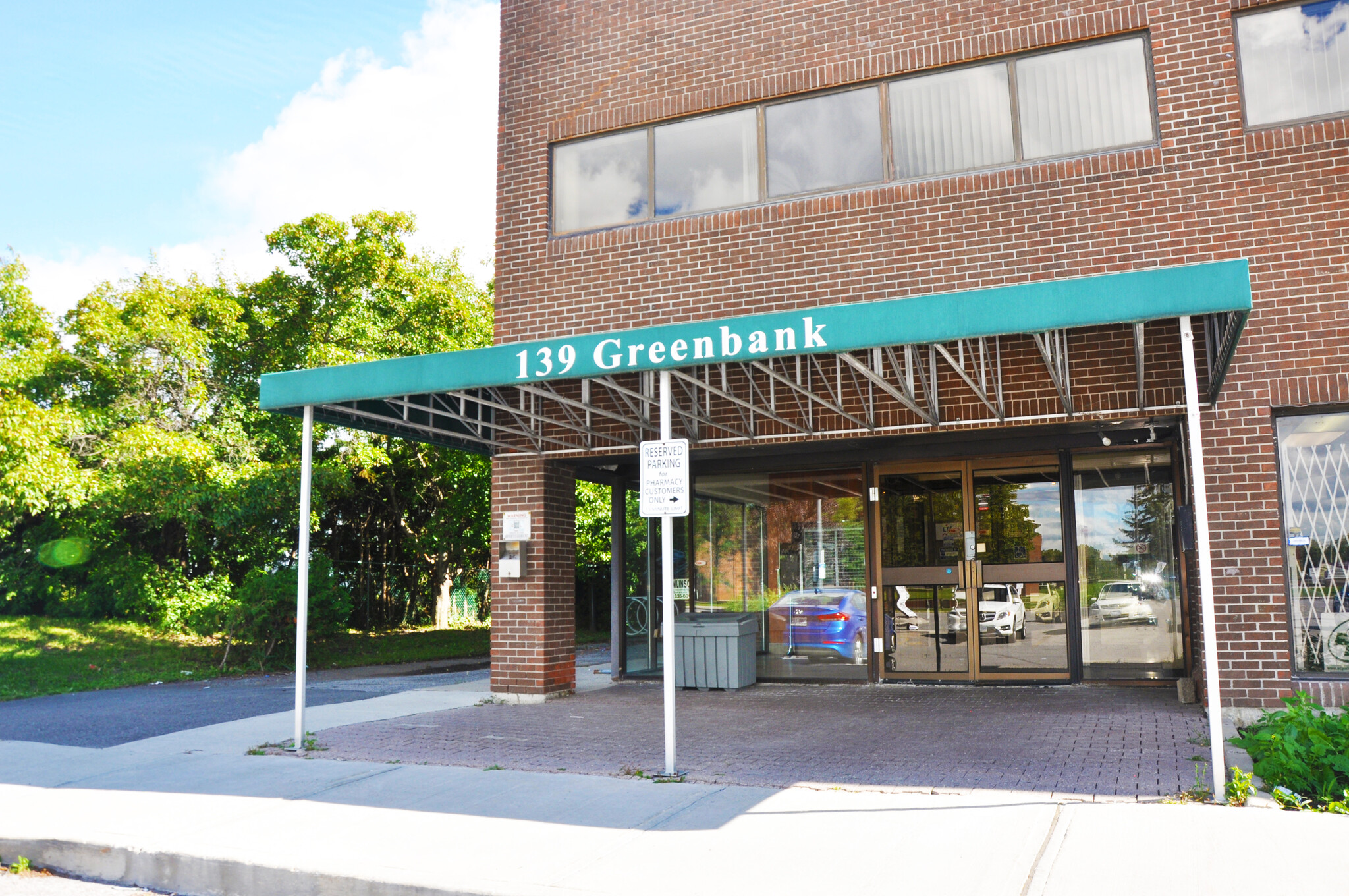 139 Greenbank Rd, Ottawa, ON for Rent