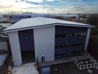 Waltham Cross, HRT Industrial - Station Approach