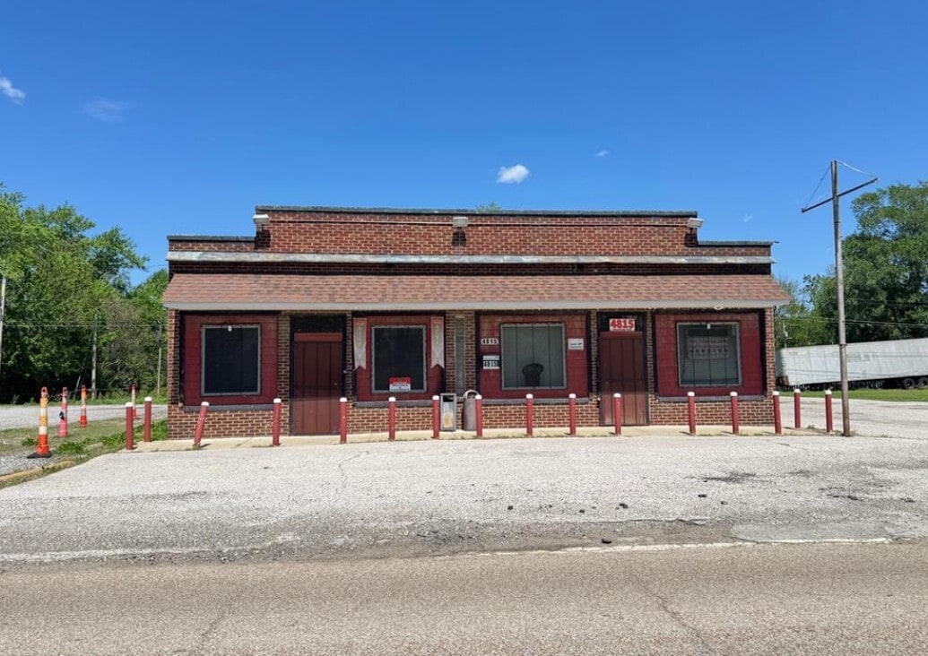 4815 Bunkum Rd, East Saint Louis, IL for Sale