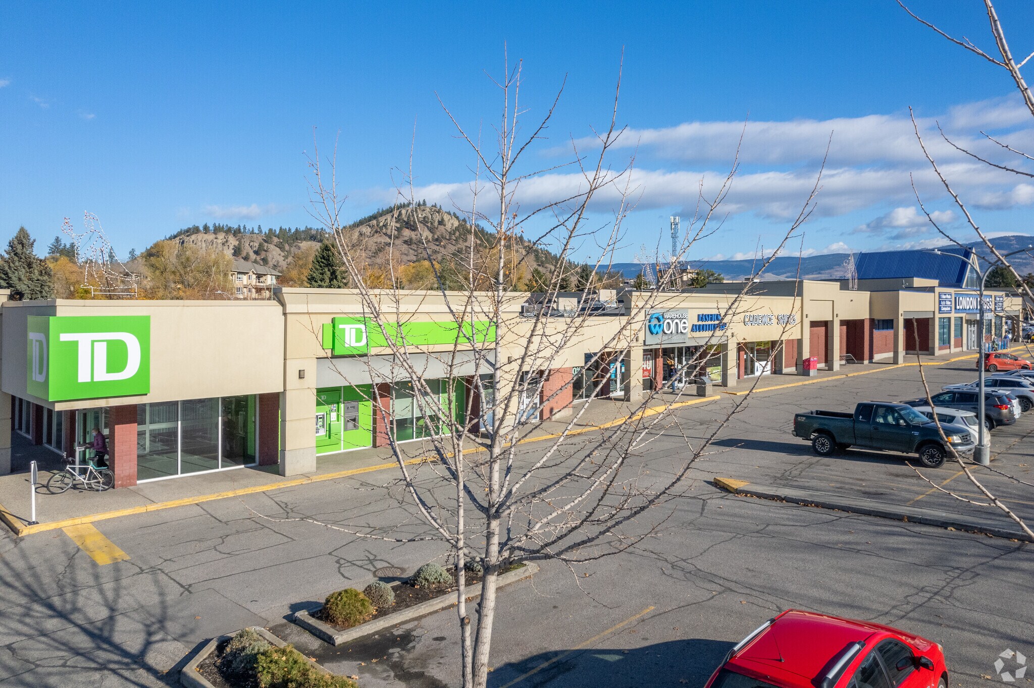 1950 Harvey Ave, Kelowna, BC for Rent