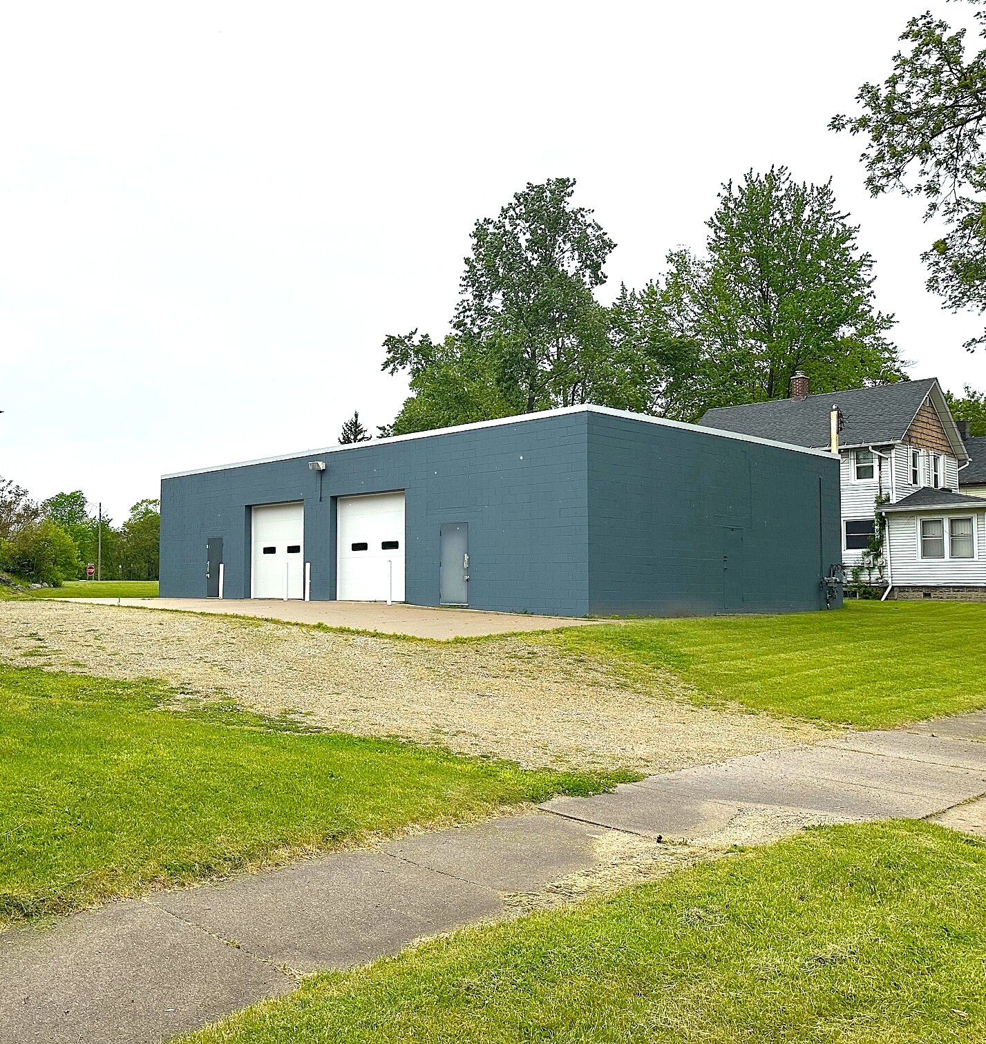536 N Beech St, Lansing, MI for Sale