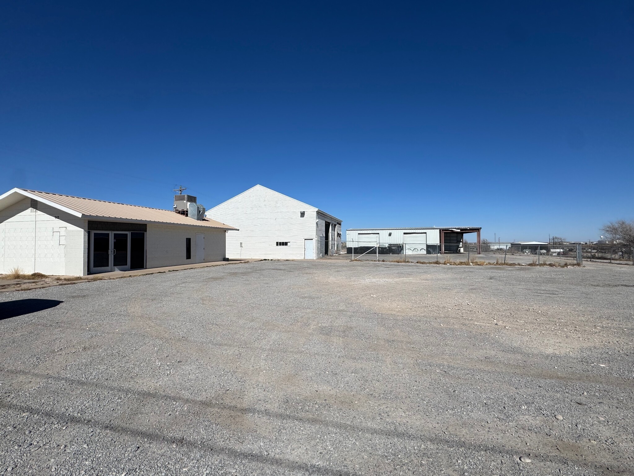 912 W Richey Ave, Artesia, NM for Rent